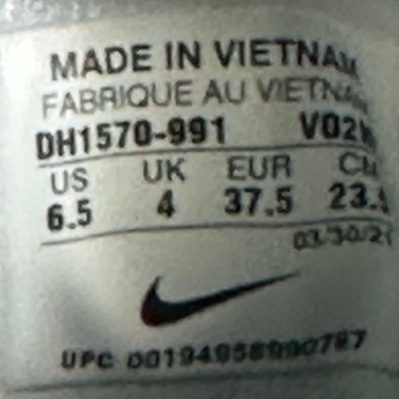 Nike Blue and Pink Air Max 95 Sneakers - Picture 4 of 4